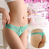 《AIMEI GIAREN》情話蜜戀！ 晶鑽花朵蕾絲T字褲﹝淺綠﹞