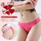 《AIMEI GIAREN》情吻妙戀！刺繡花朵造型細帶丁字褲﹝玫紅﹞