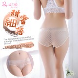 《AIMEI GIAREN》甜蜜細語！薄透方塊圖樣柔紗三角褲﹝膚﹞