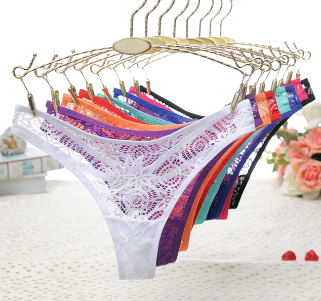 《AIMEI GIAREN》情吻妙戀！刺繡花朵造型細帶丁字褲﹝玫紅﹞